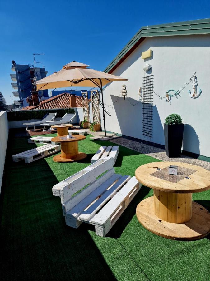 Hotel Orchidea Линьяно-Саббьядоро Экстерьер фото